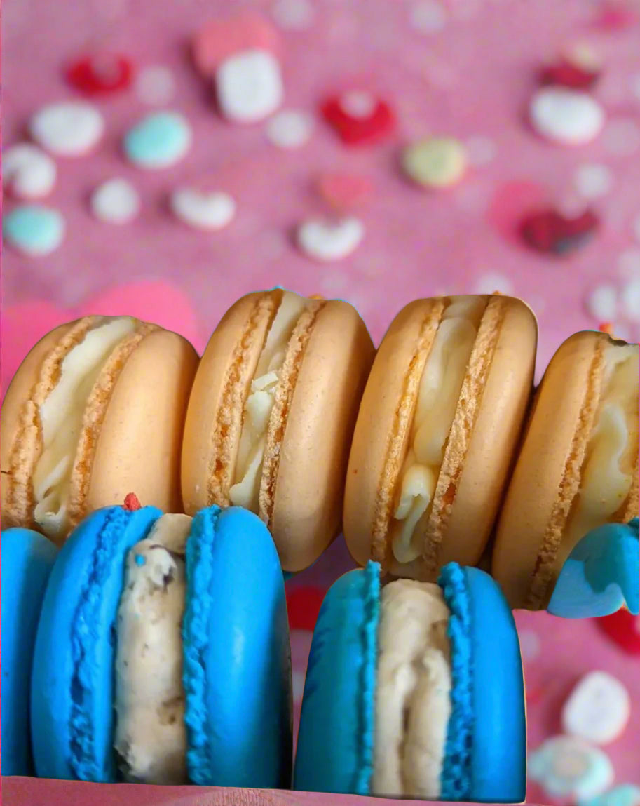 8 pc or larger macaron box